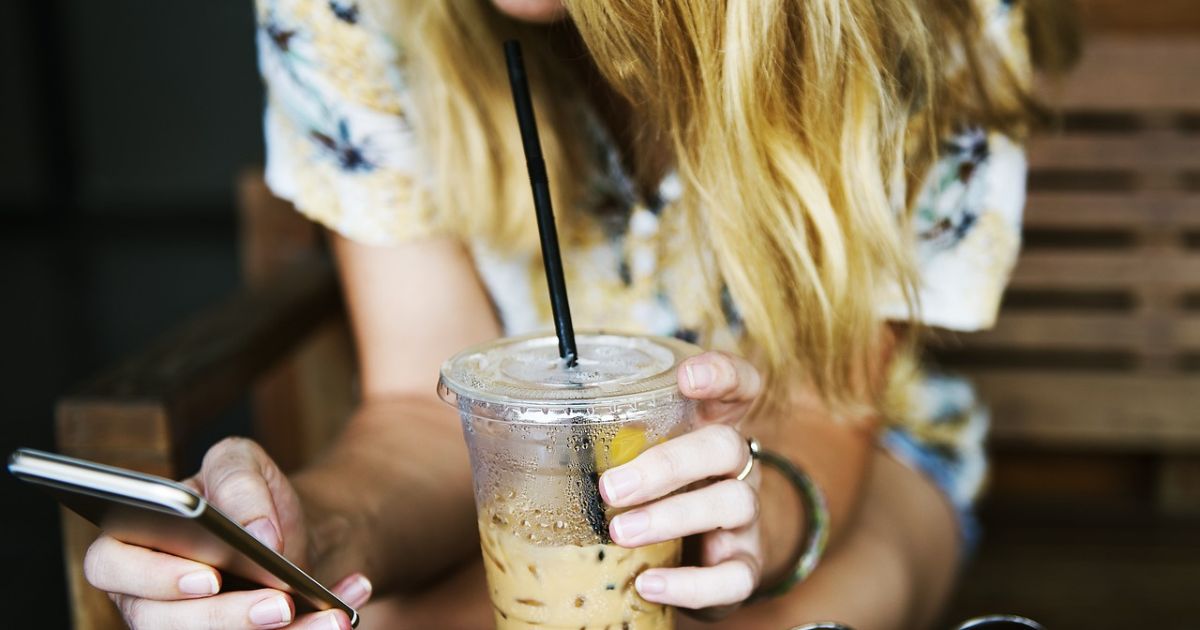 ナユタスとシアーミュージックの校舎立地や予約状況を現実的に考えているイメージ